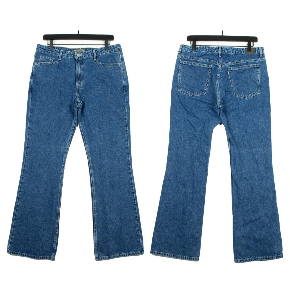 Women's SilverTab Neo Bootcut Flare Medium Wash